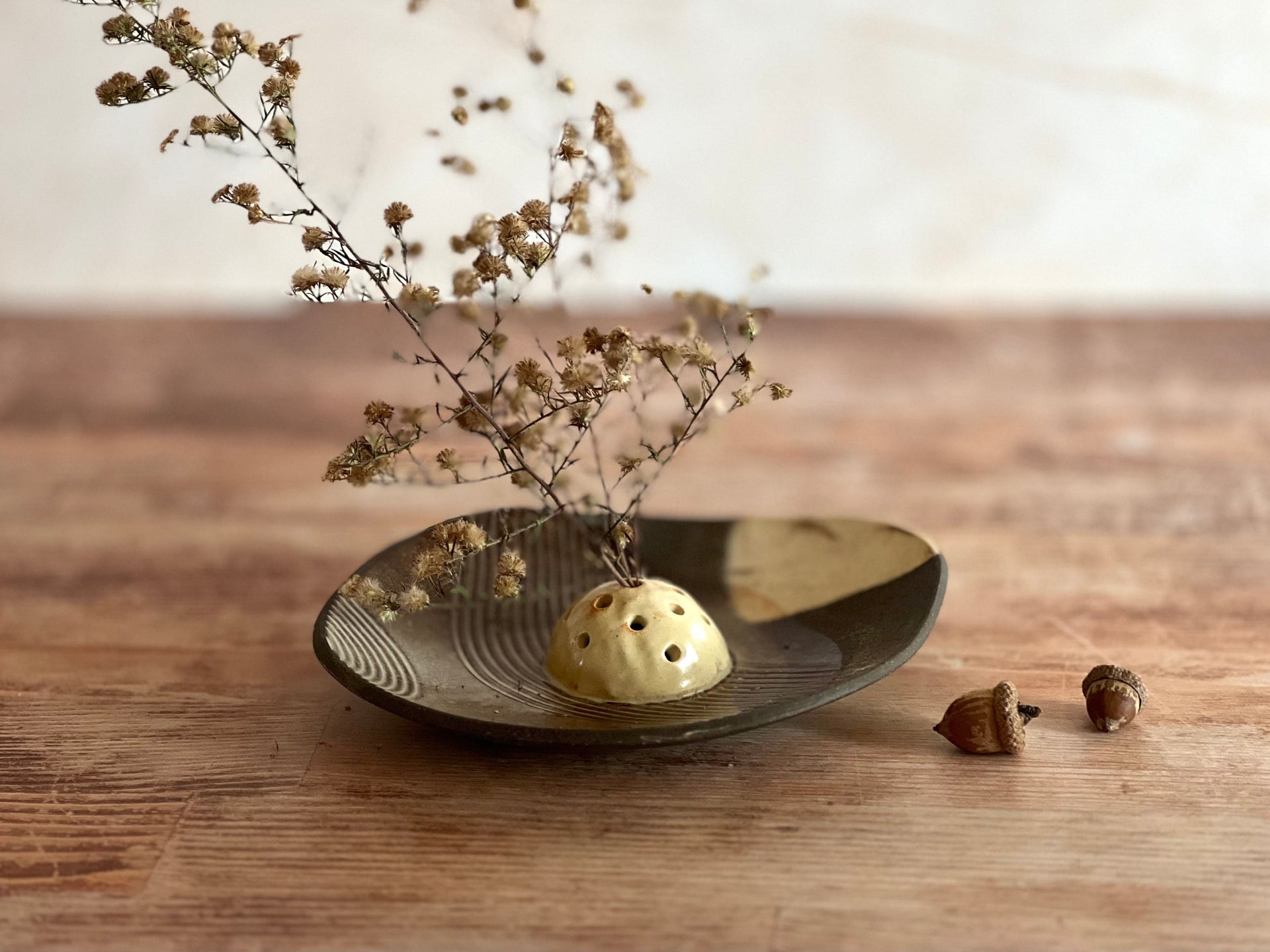 Ikebana Dish Vase